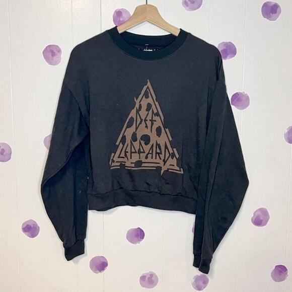 NWT Def Leppard Black and Brown Cropped Long Sleeve Pullover Size XS - Picture 1 of 5